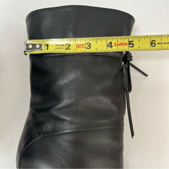 Gucci Black Ankle Boots with Sleek Design and Medium Heels - Picture 10 of 16